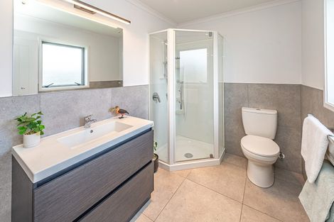 Photo of property in 15 Buckingham Place, Springvale, Whanganui, 4501