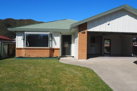 Photo of property in 67 Mandel Mews, Waiwhetu, Lower Hutt, 5010