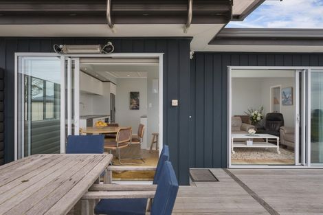 Photo of property in 138 Seaforth Road, Waihi Beach, 3611