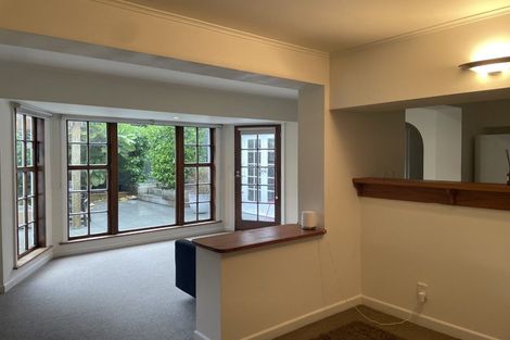 Photo of property in 317 The Terrace, Te Aro, Wellington, 6011