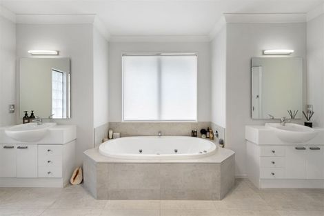 Photo of property in 26 Fishermans Rest, Waimairi Beach, Christchurch, 8083