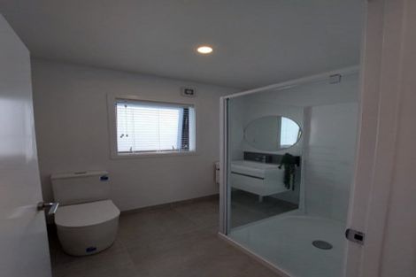 Photo of property in 37 Pacific Parade, Army Bay, Whangaparaoa, 0930