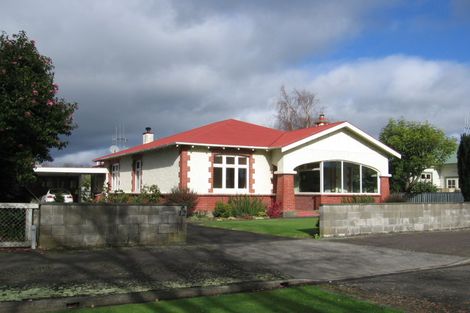 Photo of property in 12 Stanley Avenue, Palmerston North, 4414