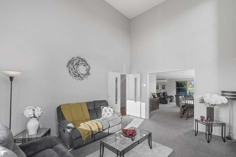 Photo of property in 31 Linkwater Way, Parklands, Christchurch, 8083