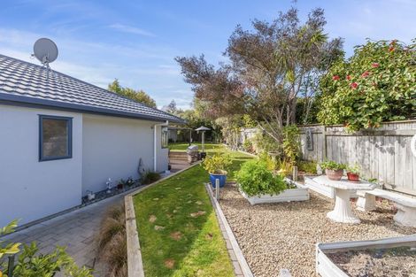 Photo of property in 10 Yasmin Lane, Kinloch, Taupo, 3377