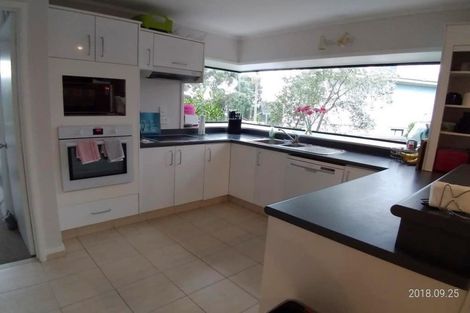 Photo of property in 1/22 Penzance Road, Mairangi Bay, Auckland, 0630