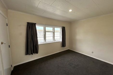 Photo of property in 14 Peel Place, Wainuiomata, Lower Hutt, 5014