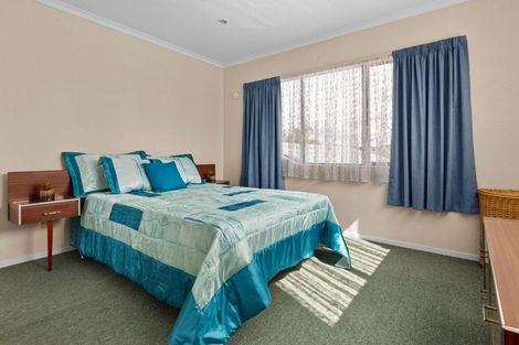 Photo of property in 72 Dalton Drive, Papamoa Beach, Papamoa, 3118