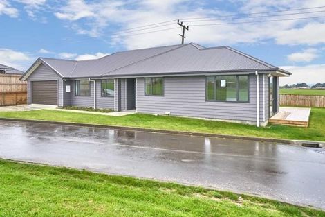 Photo of property in 33 Silicon Way, Fitzherbert, Palmerston North, 4410