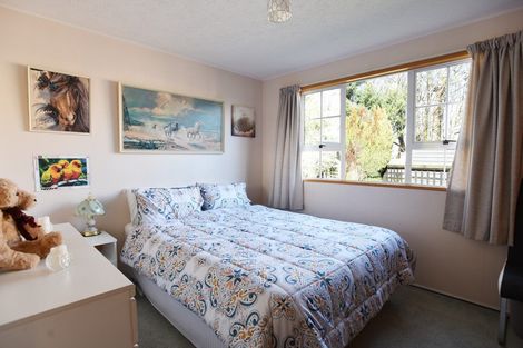 Photo of property in 11 Calder Place, Winton, 9720