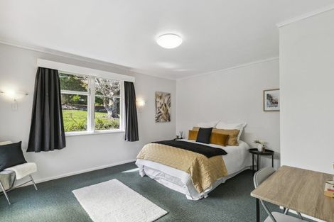 Photo of property in 73 Taylor Terrace, Tawa, Wellington, 5028
