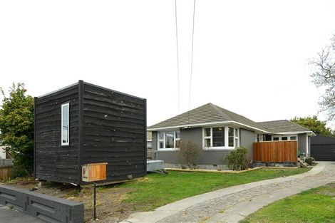Photo of property in 9 Newport Street, Avondale, Christchurch, 8061