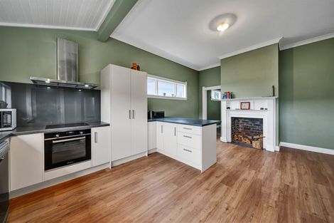 Photo of property in 335 Glover Road, Hawera, 4675