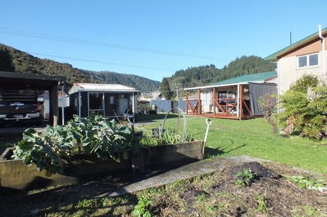 Photo of property in 34 Shiel Street, Reefton, 7830