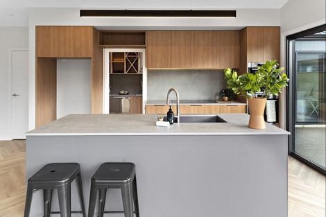 Photo of property in 6 Farley Avenue, Greytown, 5712