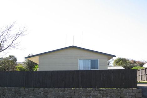 Photo of property in 4 Alpha Avenue, Coastlands, Whakatane, 3120