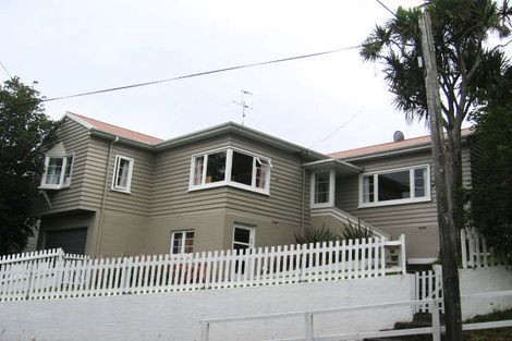 Photo of property in 28 Cashmere Avenue, Khandallah, Wellington, 6035