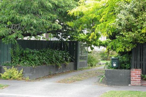 Photo of property in 37 Yardley Street, Avonhead, Christchurch, 8042