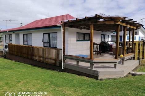 Photo of property in 221 Mahia Road, Wattle Downs, Auckland, 2103