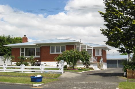 Photo of property in 33 Wellington Street, Pukekohe, 2120