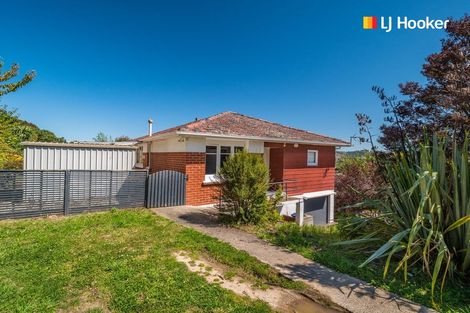 Photo of property in 2a Church Hill Road, Green Island, Dunedin, 9018