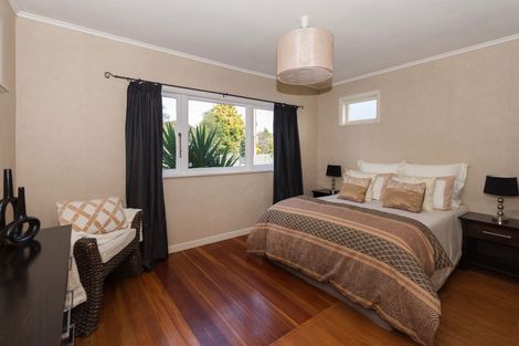 Photo of property in 62 Settlement Road, Papakura, 2110