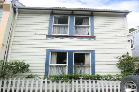 Photo of property in 19 Holloway Road, Aro Valley, Wellington, 6021