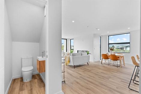 Photo of property in 6/6 Skibbereen Drive, Halswell, Christchurch, 8025