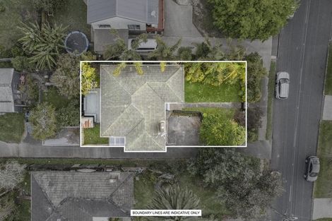 Photo of property in 90 Woodglen Road, Glen Eden, Auckland, 0602