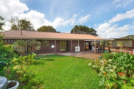 Photo of property in 35 Main Road, Raglan, 3225