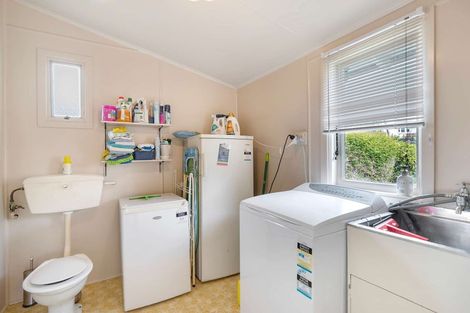 Photo of property in 24 Greta Street, South Hill, Oamaru, 9400