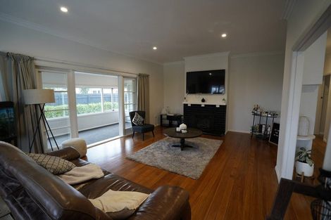 Photo of property in 324 College Street, West End, Palmerston North, 4410