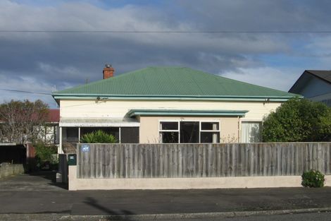 Photo of property in 98 Charles Street, Westshore, Napier, 4110