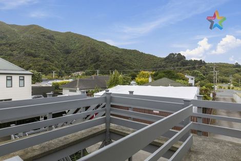 Photo of property in 5/154 Whites Line East, Waiwhetu, Lower Hutt, 5010