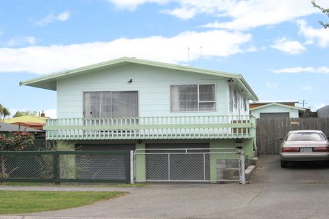 Photo of property in 34 Te Hatepe Avenue, Taupo, 3330