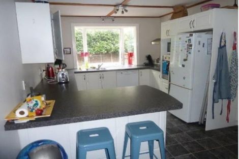 Photo of property in 25 Golf Road, Heretaunga, Upper Hutt, 5018