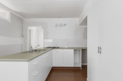 Photo of property in 6 Keam Way, Welcome Bay, Tauranga, 3112