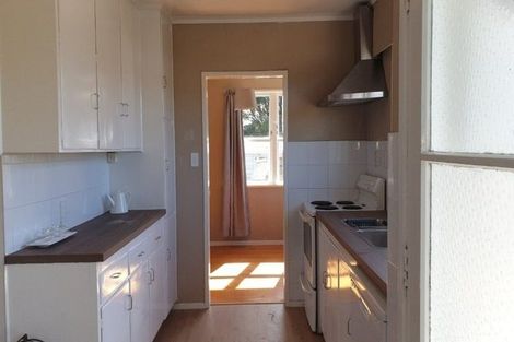 Photo of property in 81 Lauderdale Road, Birkdale, Auckland, 0626