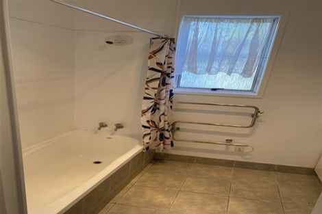 Photo of property in 36 Reelick Avenue, Pakuranga Heights, Auckland, 2010