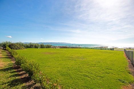 Photo of property in 934 Mahia East Coast Road, Mahia, 4198