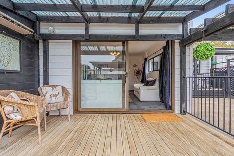 Photo of property in 18 Godwin Crescent, College Estate, Whanganui, 4500
