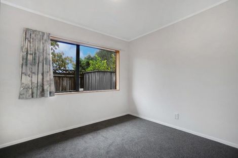Photo of property in 17a Alberta Street, Point Chevalier, Auckland, 1022