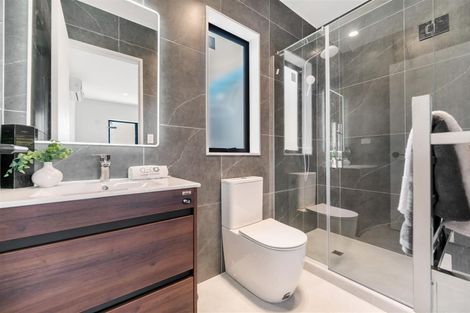 Photo of property in 27 Cloonlyon Drive, Flat Bush, Auckland, 2019