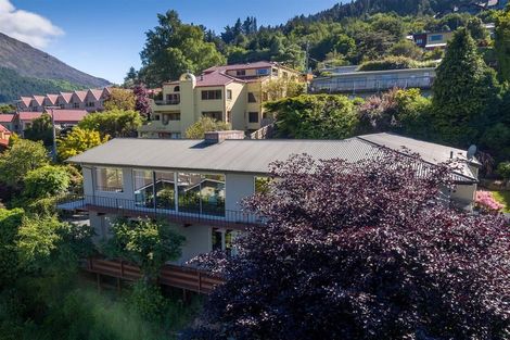Photo of property in 7 Turner Street, Queenstown, 9300