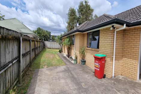 Photo of property in 13 Cleek Road, Mangere East, Auckland, 2024