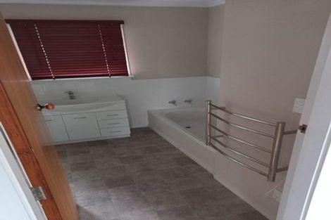 Photo of property in 43 Woolley Street, Avondale, Christchurch, 8061