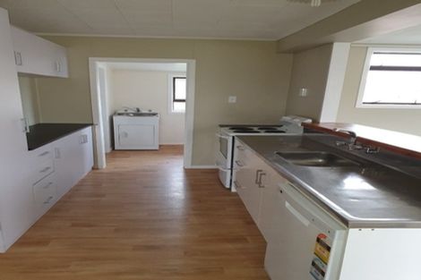 Photo of property in 38 Ngaio Street, Strandon, New Plymouth, 4312