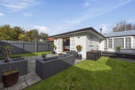 Photo of property in 11 Gemstone Drive, Birchville, Upper Hutt, 5018