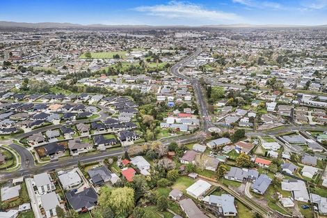 Photo of property in 15b Saxbys Road, Glenview, Hamilton, 3206