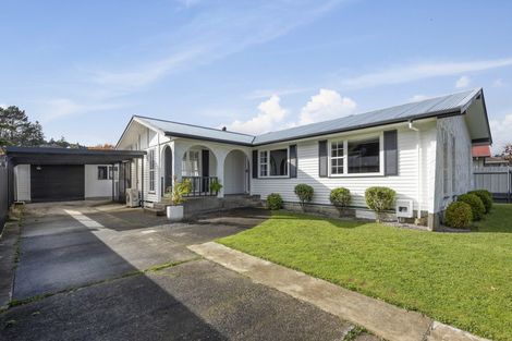 Photo of property in 11 Gemstone Drive, Birchville, Upper Hutt, 5018